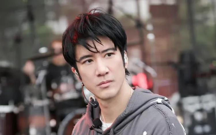 王力宏公司报警 有人冒充诈骗

                        