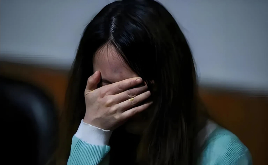 浙江，女子订婚时，父母收了18万彩礼，女子登记后，没办婚礼，没有嫁妆，女子丈夫家