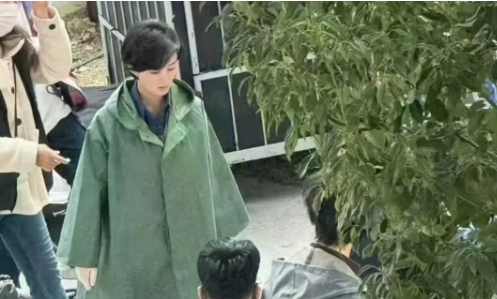 黄晓明和赵丽颖主演的《造城者》正在紧锣密鼓地拍摄呢。说起这部剧，大家伙儿意见可不