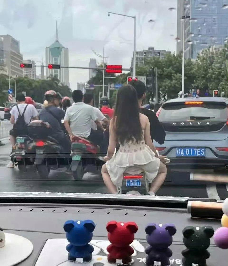 反正，他肯定是人生赢家！[赞同]