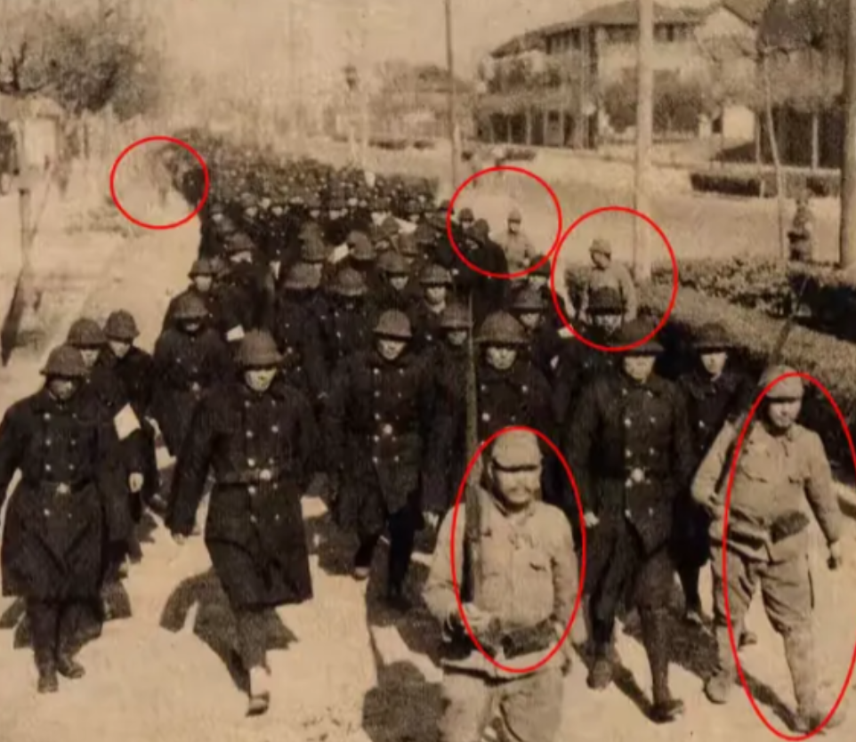 南京之殇：1937年，两千警察的无声悲剧与历史的沉痛回响！