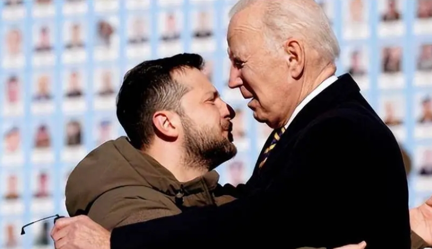 在乌克兰与俄罗斯的冲突中，泽连斯基的每一步都如同走在刀尖上。面对持续的战火和内部