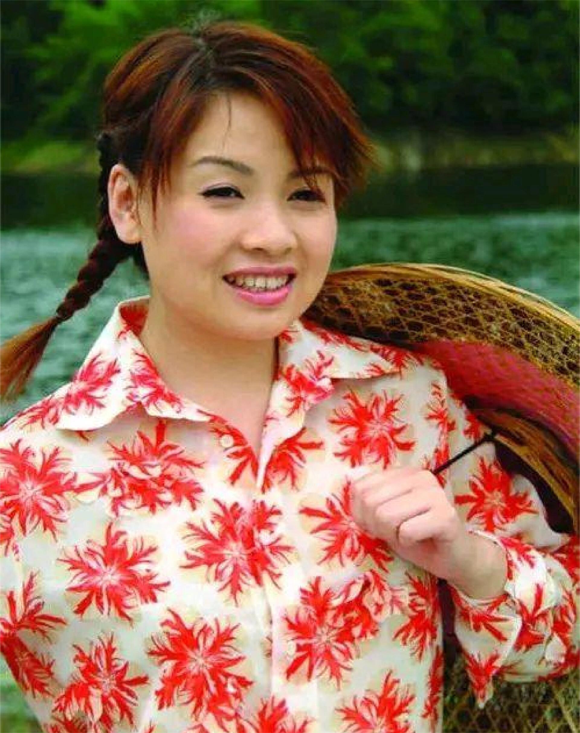 山路十八弯，李琼的曲折人生