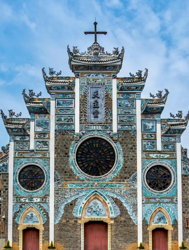 原来贵阳的中西合璧是一边中一边西