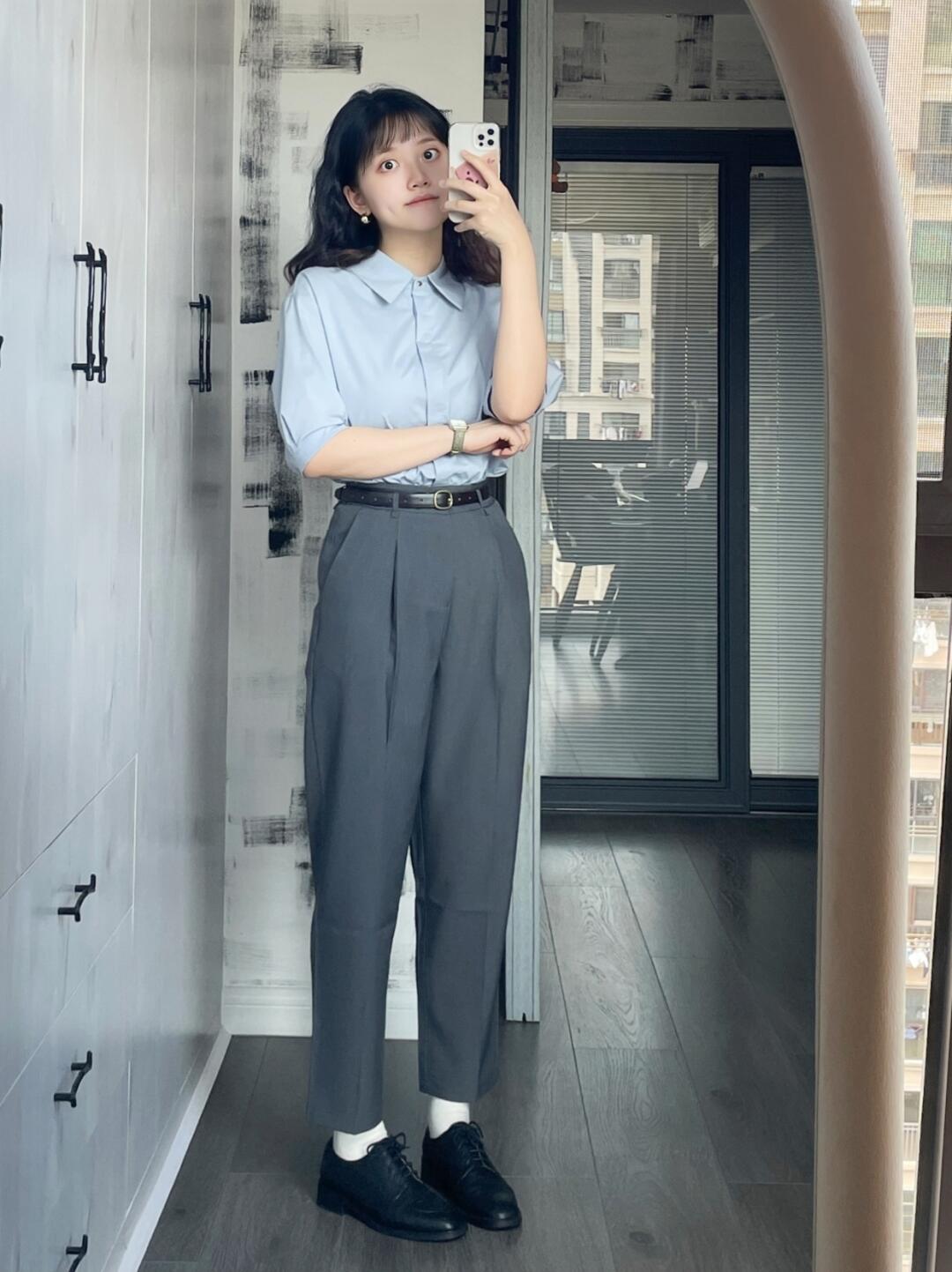 初入职场简约通勤穿搭👔