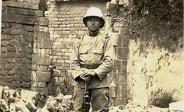 1937年南京大屠杀中，相对于日本人的残暴，中国人的善良再次得到了证明。南京鼓楼
