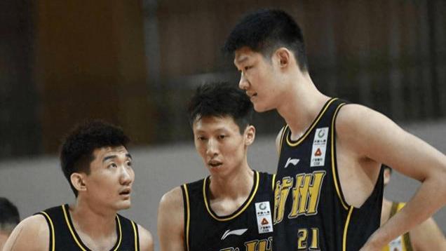 2关键数据落后，仍把4冠王斩于马下，这支球队彻底暴露出冠军相