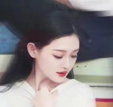 证据曝光，到底谁耽误了大S救治！
2月4日，网络上曝光大S急诊就诊记录，谁也没想
