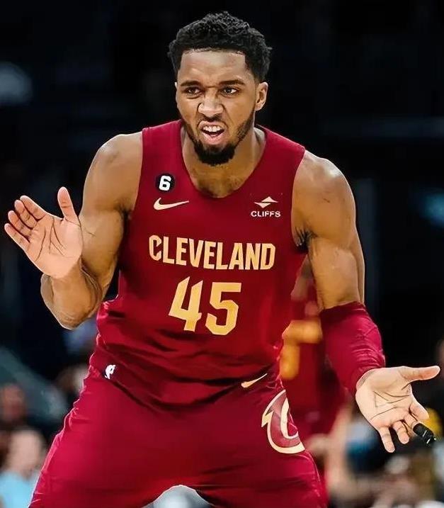随着今天NBA的5场比赛打完，这7大绝对主力的表现也被公之于众，略显丢脸啊，他们