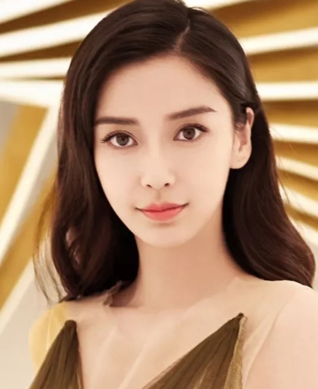 杨颖与张嘉倪得逆袭之路？