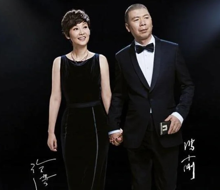 徐帆被杨立新养三年，为何嫁给二婚冯小刚