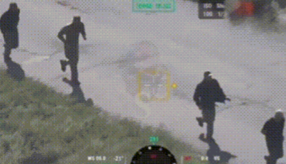 库尔斯克战场风云突变，乌军一群士兵在俄军猛烈反扑下，无奈提前终结了战场征程，选择