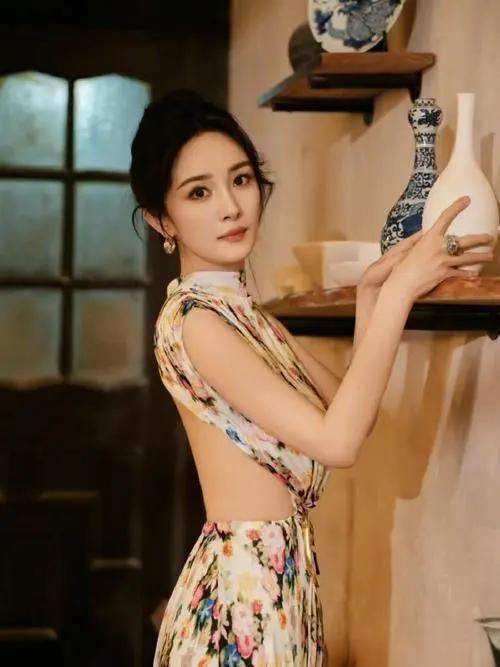 杨幂新篇：电影商务双丰收，事业再启航