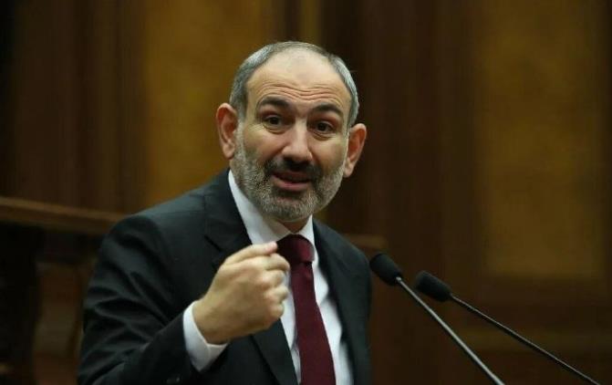 日前亚美尼亚总理帕希尼扬在一次演讲中表示：“我们（亚美尼亚）冻结了集体安全条约组