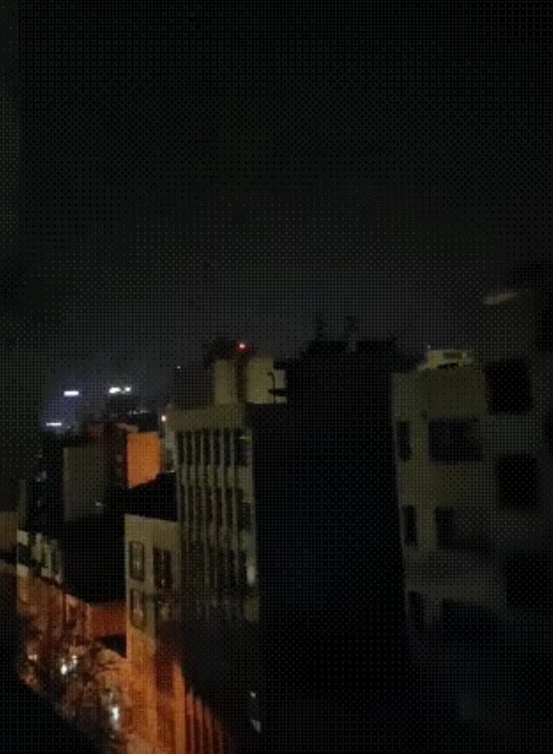 伊朗遭空袭，F-35现身德黑兰，战争直播？
伊朗的兵工厂和电厂昨晚被炸了！F-3