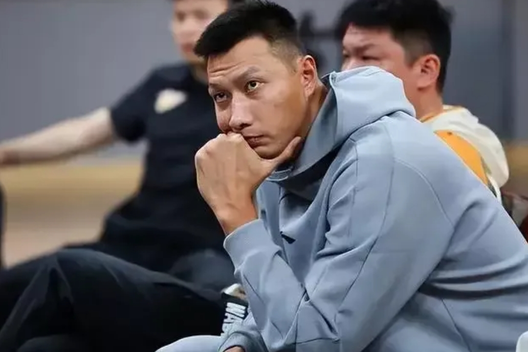 易建联这个事，最让我觉得毛骨悚然的不是他是真的漂了还是没漂，也不是照片是真的还是