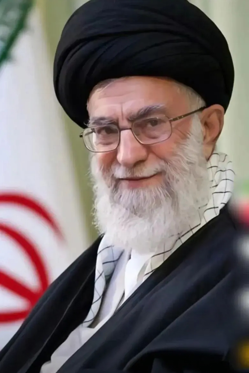 色厉内荏，欺软怕硬！

伊朗眼看西方求助无望，又将目光放向东大，但是东大不帮无胆