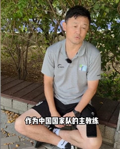 凭良心讲啊！2002 年世界杯的时候，如果孙继海没意外受伤，那国足战胜哥斯达黎加