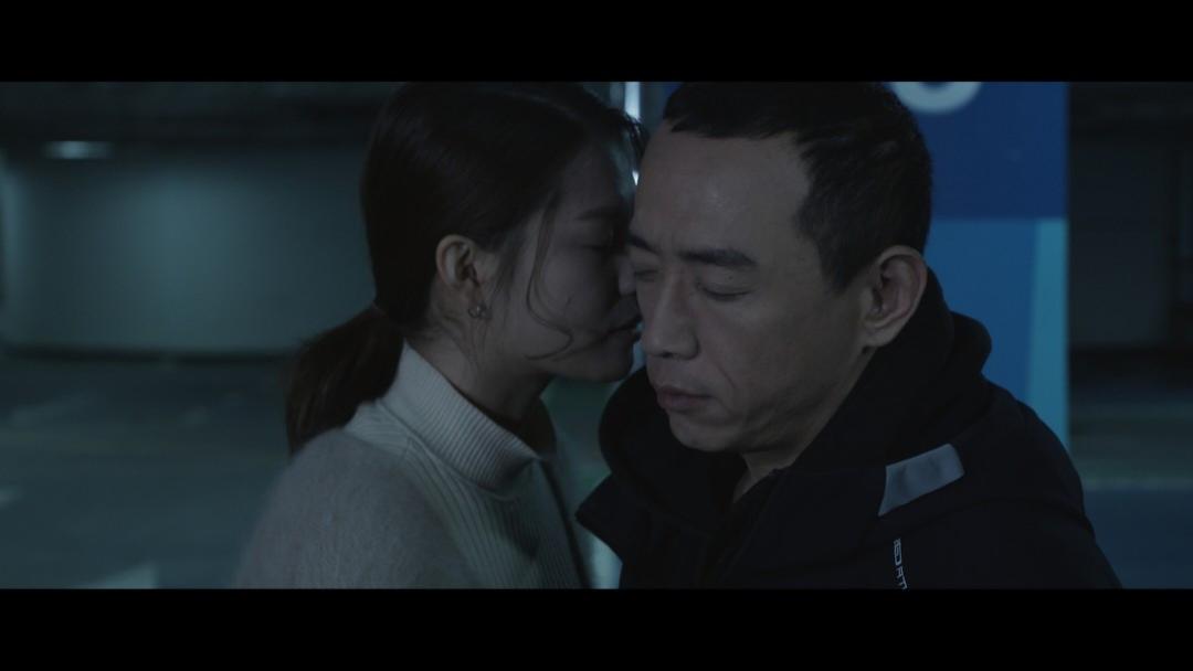 《车库》：一梦惊醒世中人