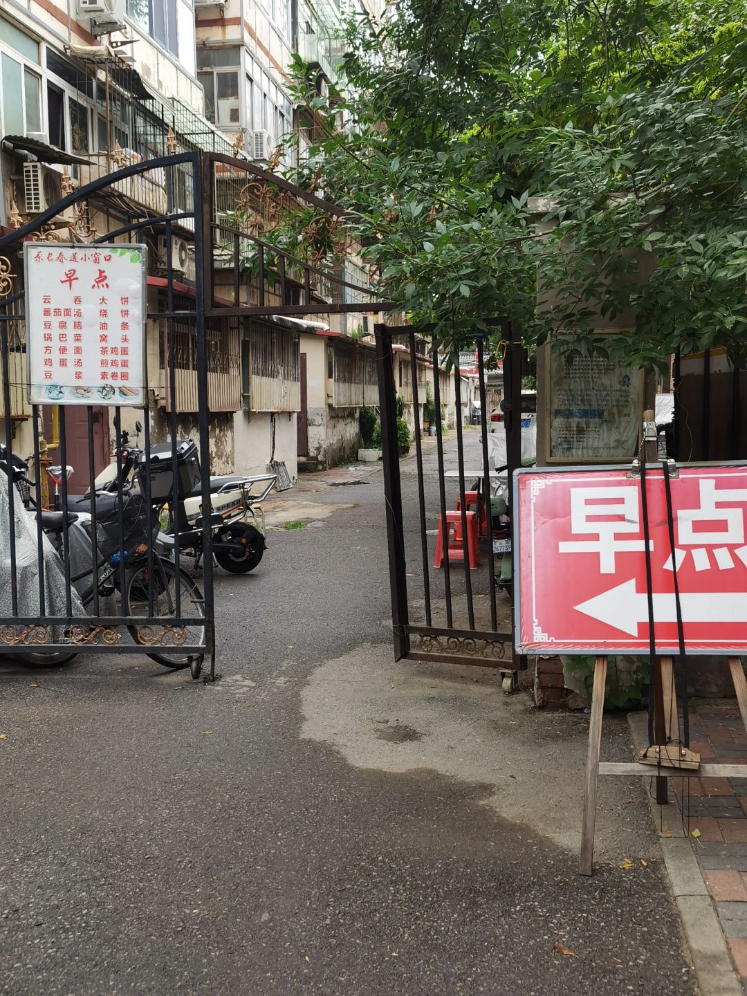 天津滨江道，当地人吃的早点