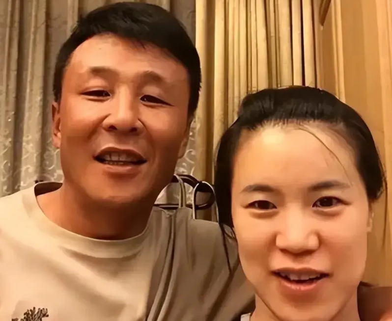 郭斌直播说：他为国乒亏损2个亿……

中国乒乓球队是有正规编制的队伍，有财政拨款