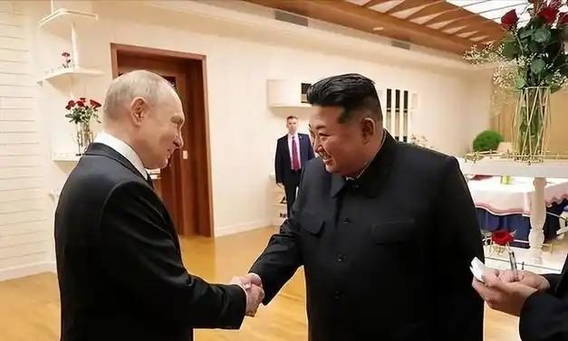 看看朝鲜的下场，就明白为什么我们不对俄罗斯提供军事援助了。 在俄乌战争期间，一向