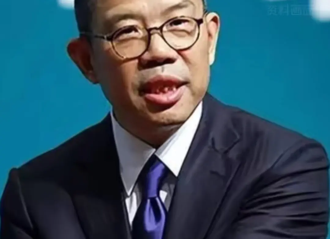 天眼查App显示，浙江农夫实业发展有限公司近期发生工商变更，钟睒睒卸任法定代表人