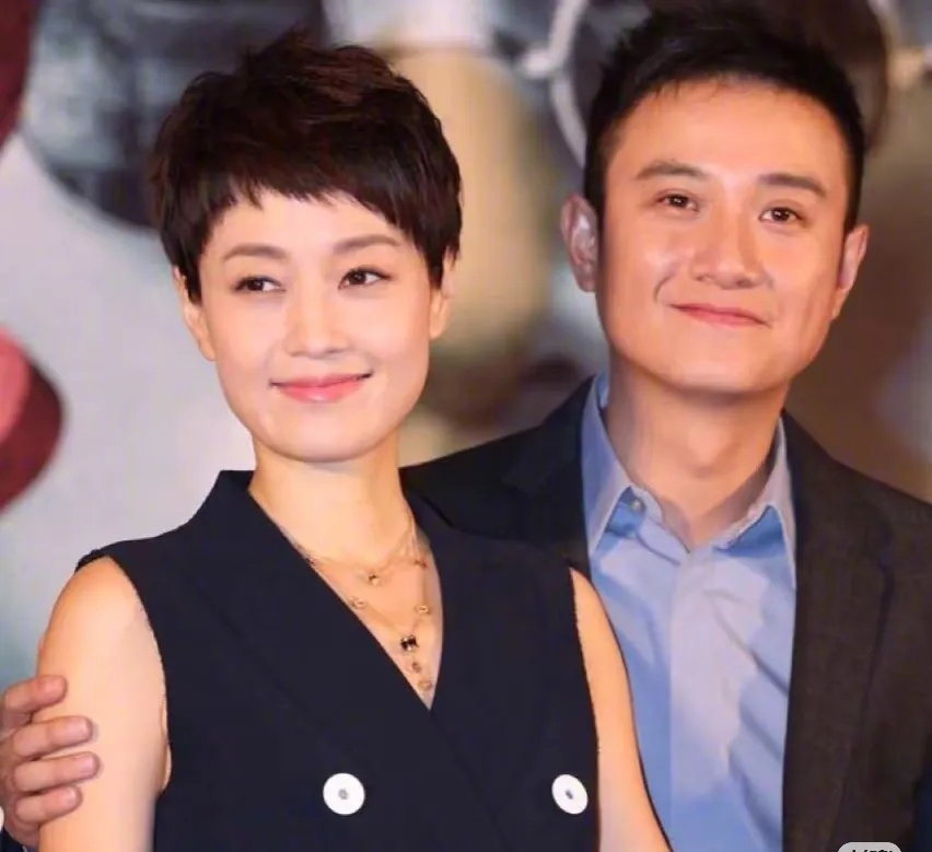 我发现，马伊琍和文章的婚姻，从开始就是不对等的，他们婚姻破裂，文章出轨不是最主要