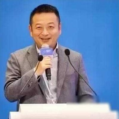 啥？生一个娃，每月能领一千块？生仨娃，直接翻到六千！这简直是天上掉馅饼，养娃再也