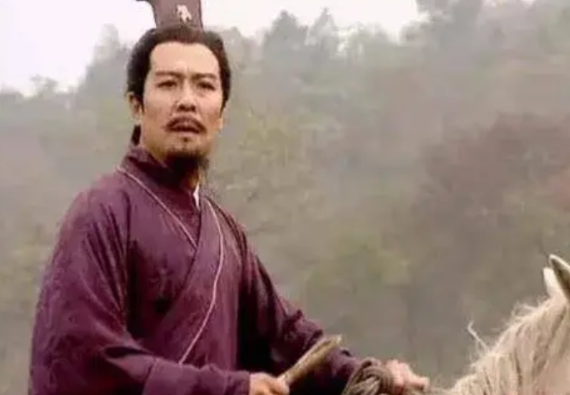 刘备夷陵之战为什么会输得那么惨？仔细看看他手里的牌，其实他输得一点都不冤，能赢才
