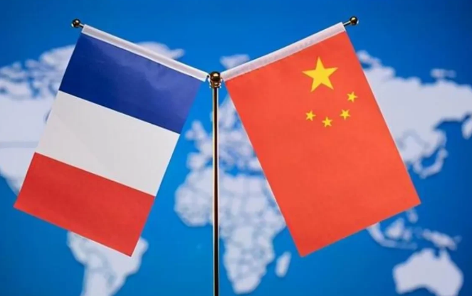 法国也来挑事了！日本军舰，新西兰军舰，德国军舰，加拿大军舰，美国军舰通过台湾海峡