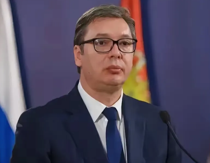第一时间邀请特朗普访问的四个国家：
第一，乌克兰总统，泽连斯基；
泽连斯基请特朗