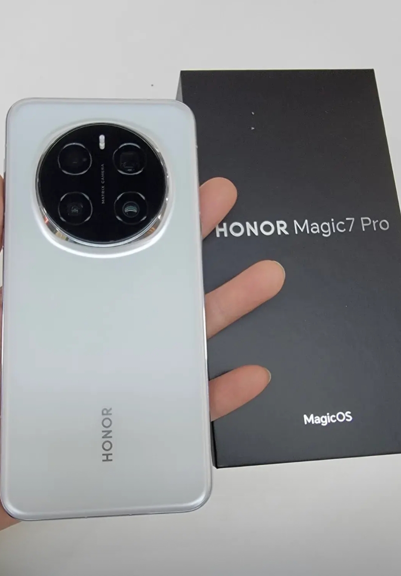 荣耀magic7pro值得选择吗？自从荣耀脱离华为体系后，势头是越来越猛，高端系