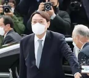 韩国检方失败了！
韩国法院认为本案属于公调处的管辖范围，检方只负责起诉，已完成本