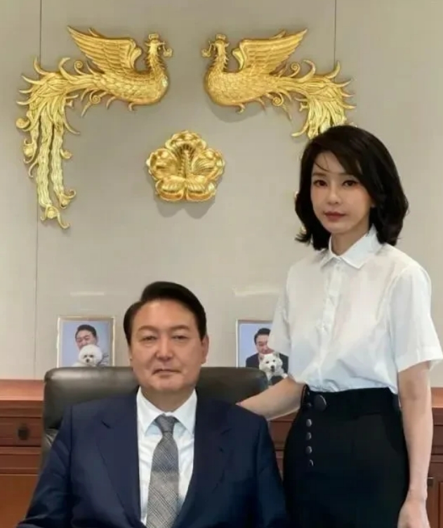 韩国国会正式弹劾尹锡悦“叛国罪”