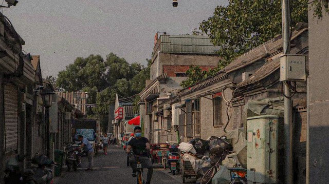 我在老家办婚宴，只来了4桌，我妈哭泣我爸骂街，女友不肯嫁了