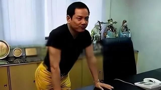 网络炸锅！崩牙驹和电信诈骗，这瓜到底有多大？