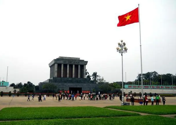 越南政坛变动后，美国紧跟着给越南上眼药。近期，越南高层人事变动，新任一把手走马上