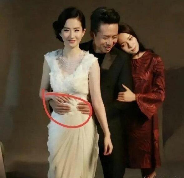 肯定是邓超想出来的点子，这个老顽童真是太调皮了

在娱乐圈中，邓超以其独特的幽默