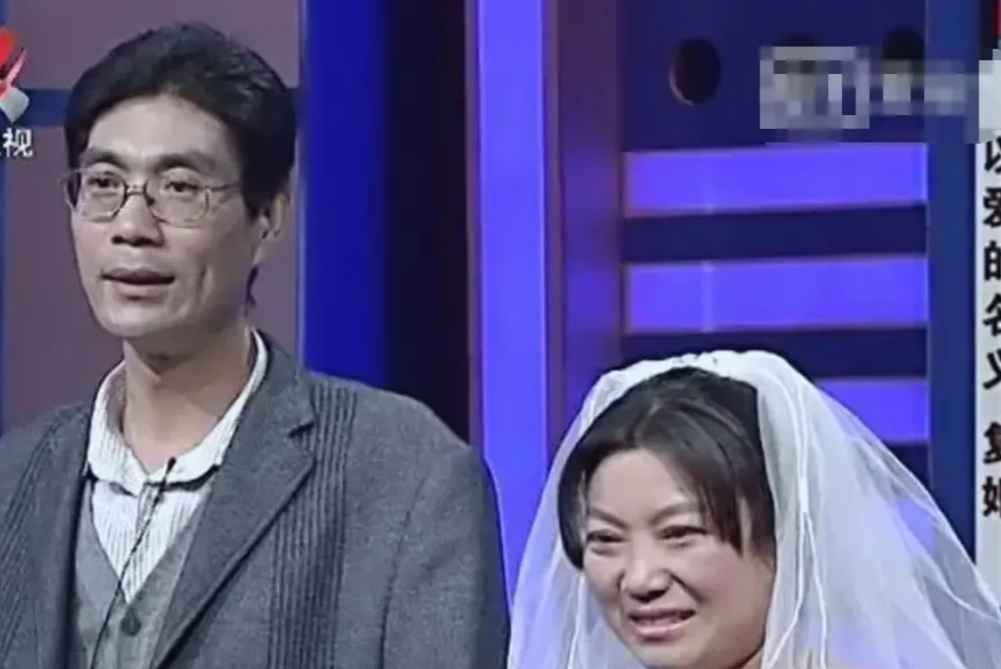 2011年，山东一尿毒症男子，在医院孤零零躺了1个多月，家人不管不问。他奄奄一息