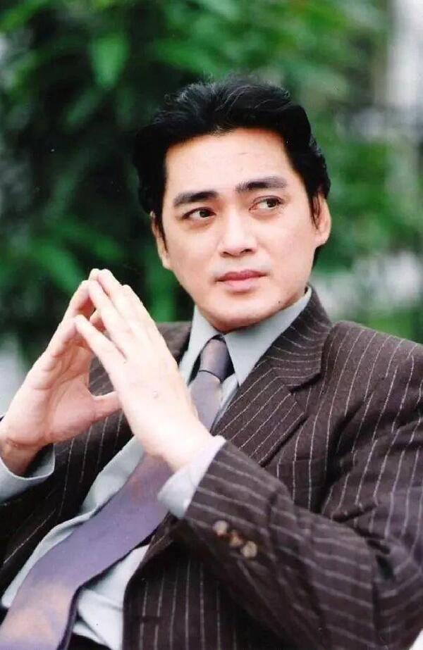 汤镇宗是一顶好的男人