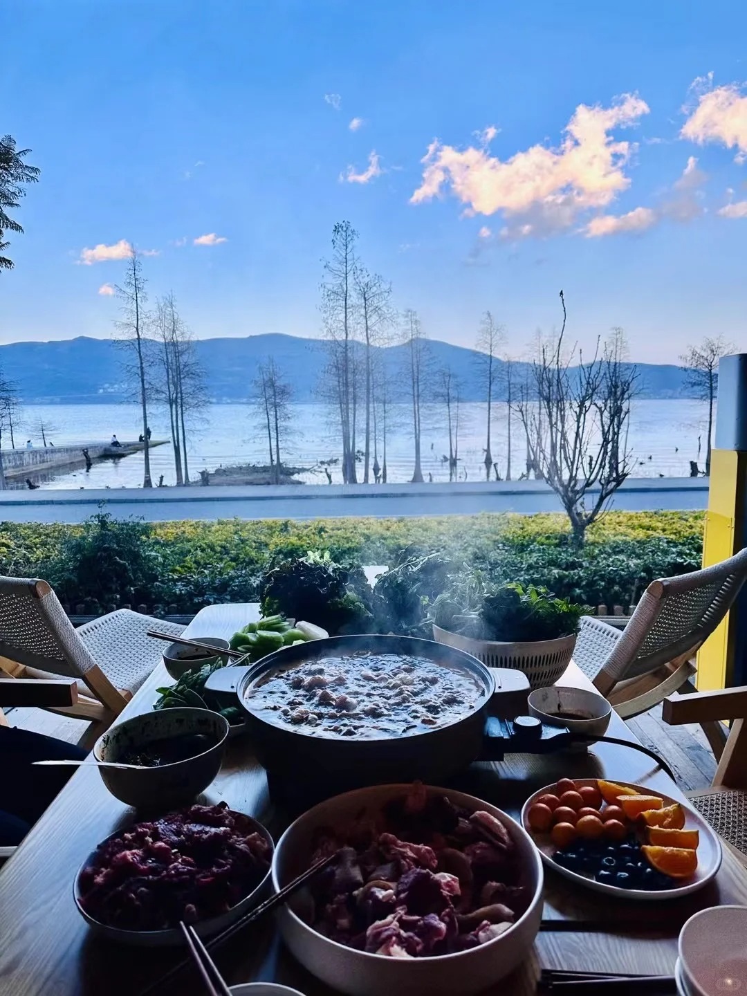 大理才村旅居的宝宝二千六一月吃住全包
新民宿，有阿姨打扫卫生，二千六一日三餐皆包