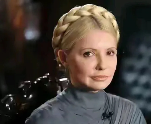深明大义的女人！
乌克兰政府反对派领导人季莫申科在基辅召开记者会，她质问：谁允许