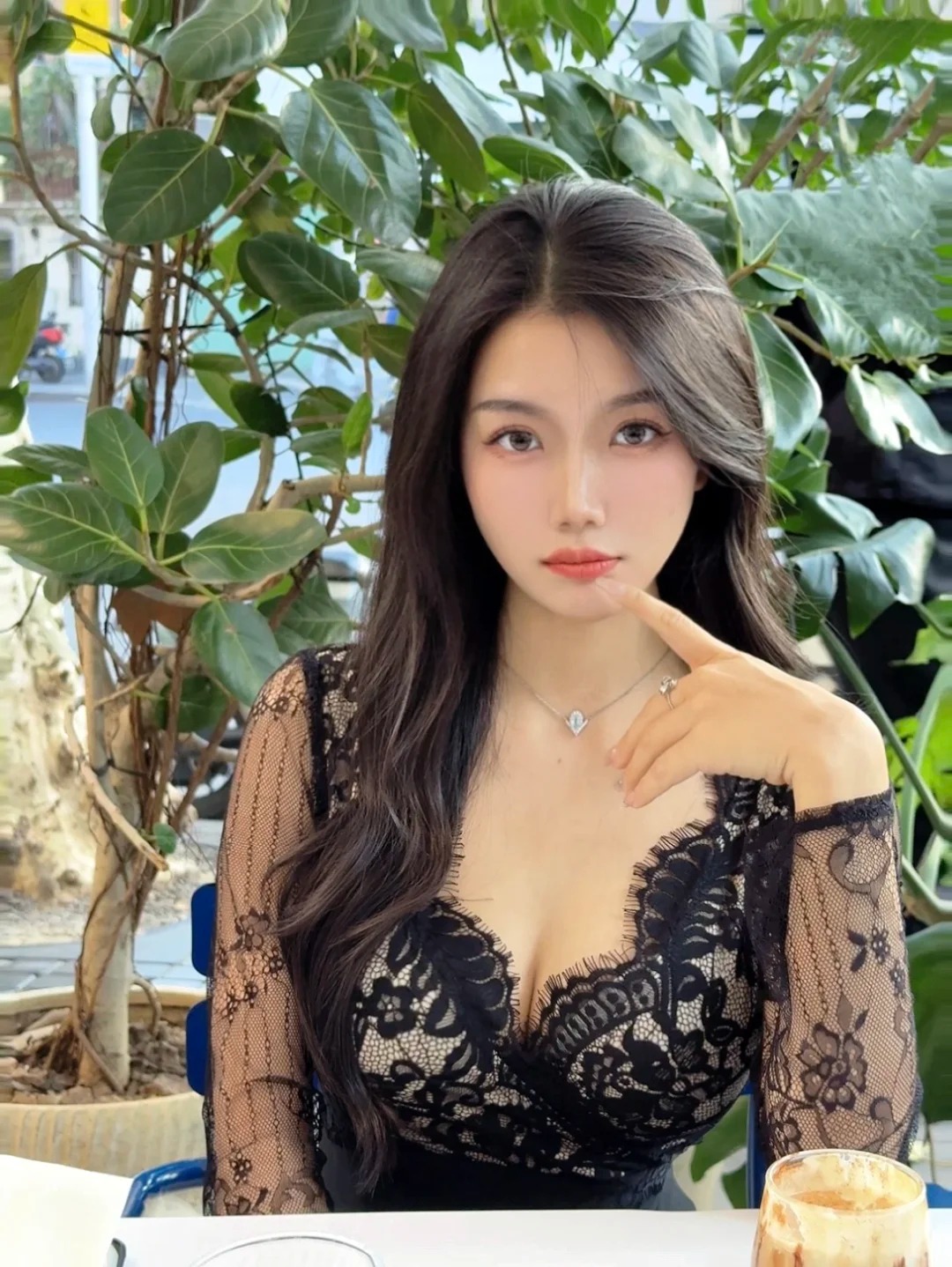 黑色蕾丝yyds
	
是冬天也要做辣妹的姐姐