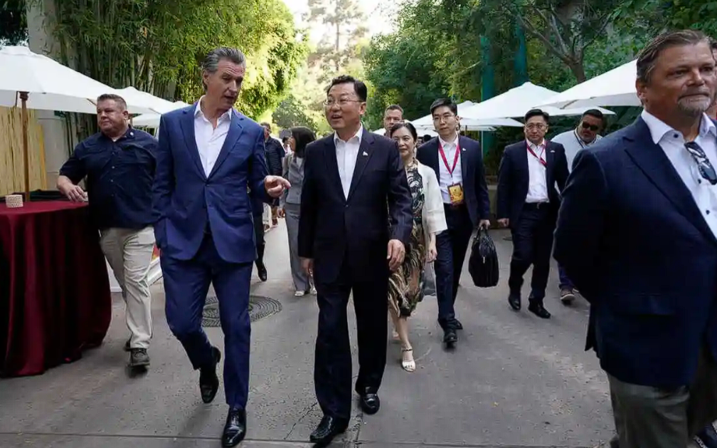 中国驻美大使吐露心声，中美携手能惠及全世界！

中美关系进入一个重大拐点，和则携