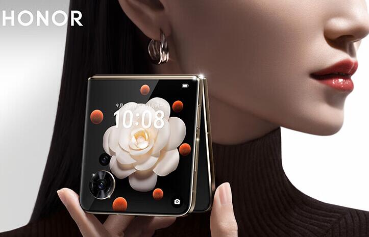 荣耀首款小折叠手机 Magic V Flip 于 6 月 13 日发布，搭载第一