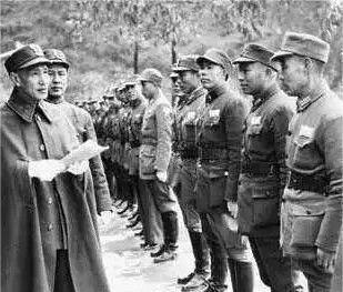 1949年5月24日，汤恩伯玩弄欺骗伎俩，大肆宣扬前方大捷，并叫上海市民燃放爆竹