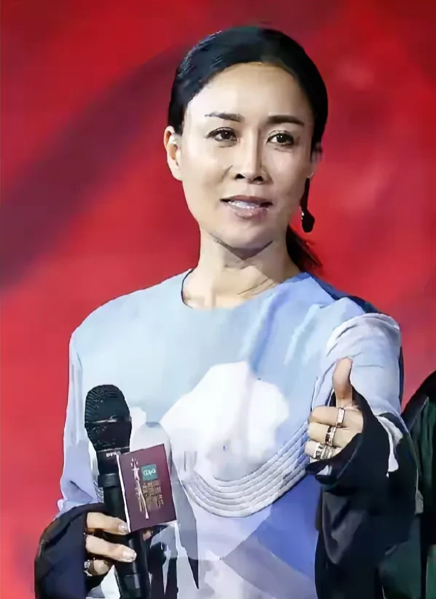 最近，那英在澳门的演唱会引发了大家的热议。离演唱会就只剩下短短 10 天时间了，