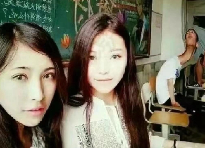 网络上的逆天P图作品！哈哈哈哈 [大笑][大笑][大笑][大笑][大笑]