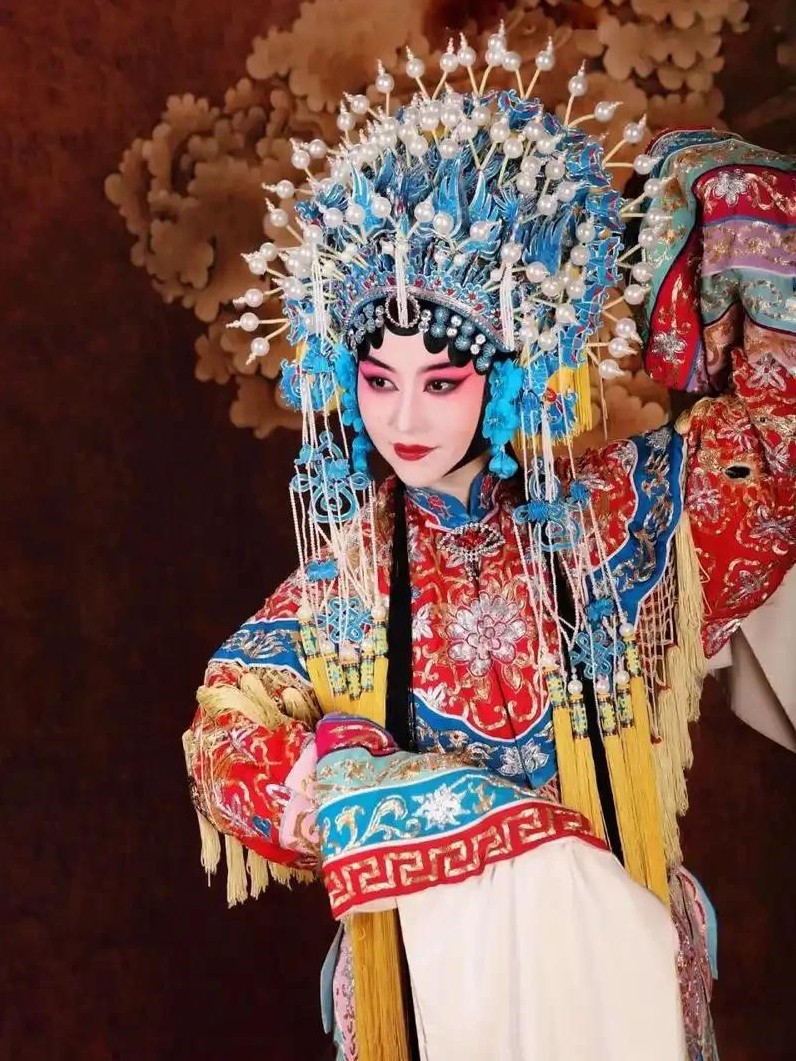 京剧以前地位低俗后来变好

                          